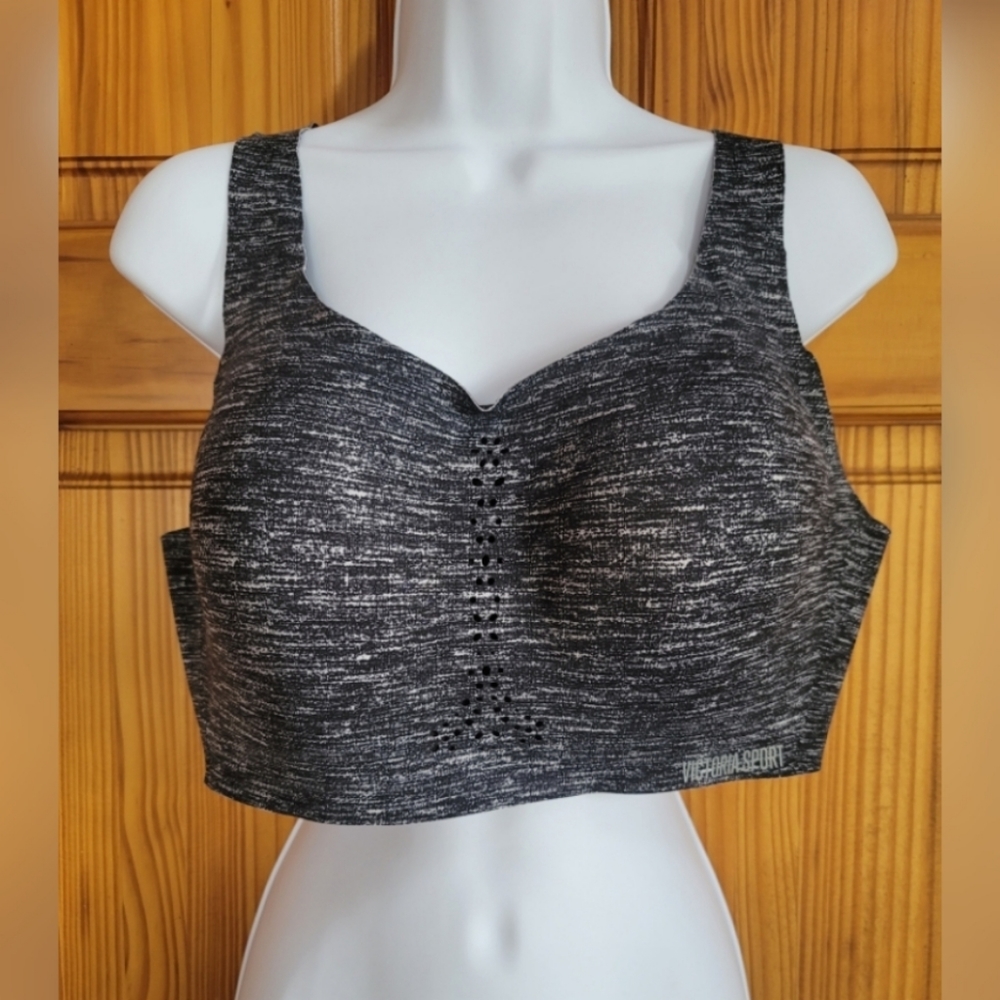 Victoria Sport Bra